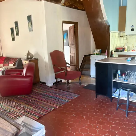 De Maison De Village