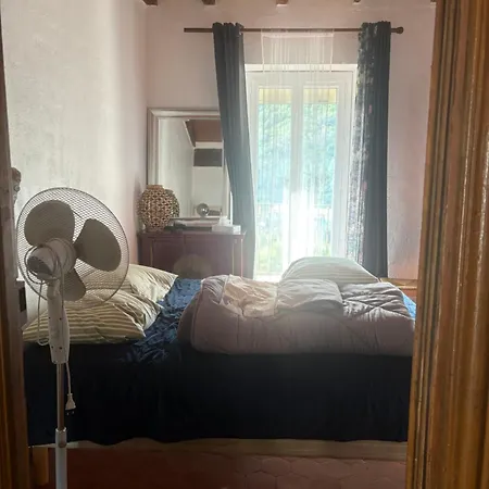 De Maison De Village Appartement Zevaco